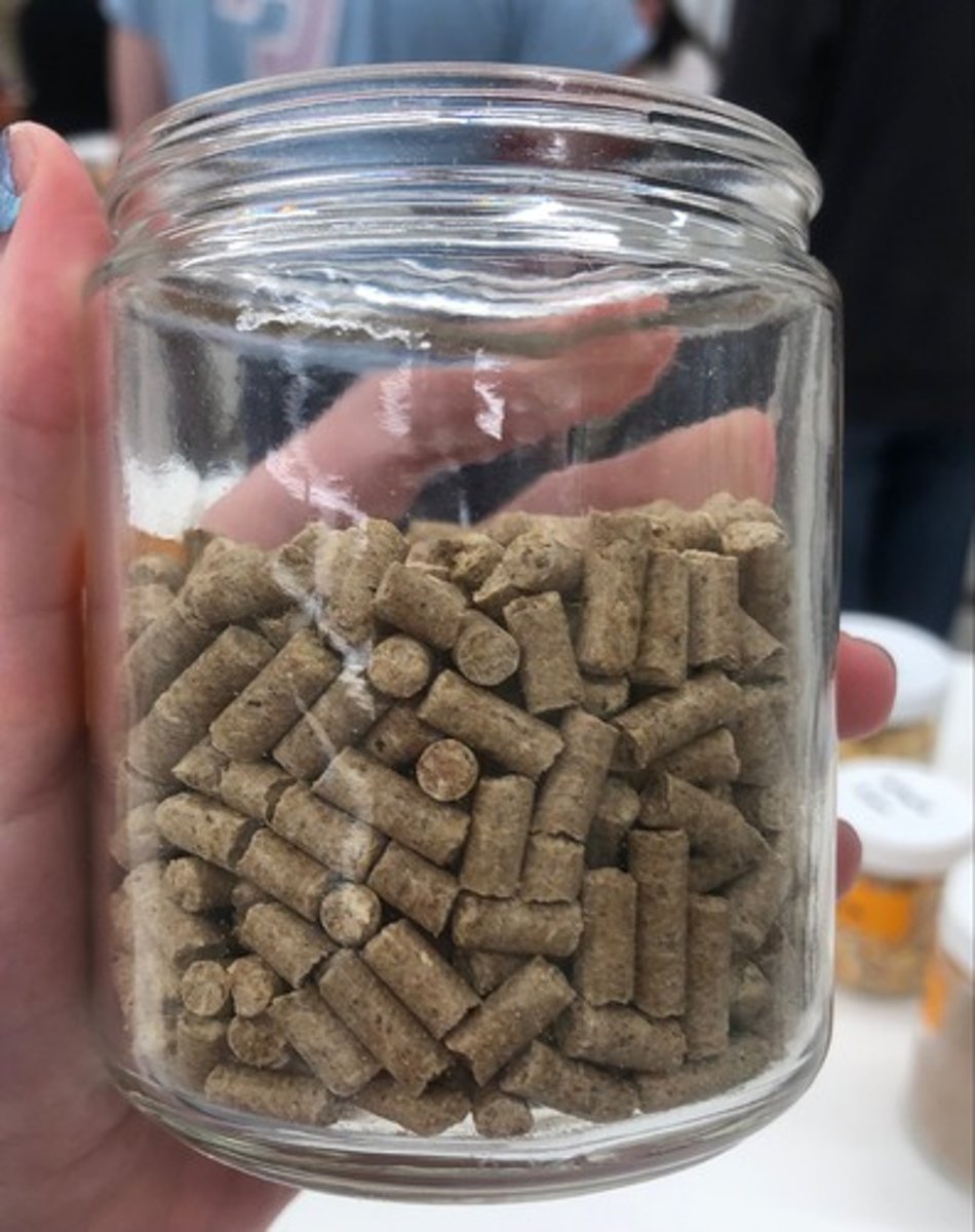 <p>- IFN #/Category (5) protein source</p><p>- AAFCO Category - plant protein product</p><p>- Feed Type - high energy</p>