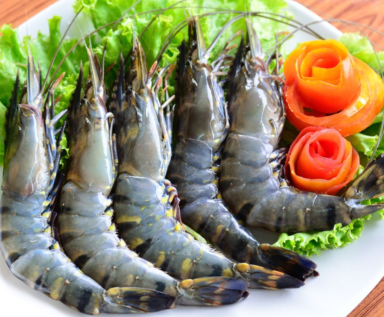 <p>Identify what type of shellfish and what it is called</p>
