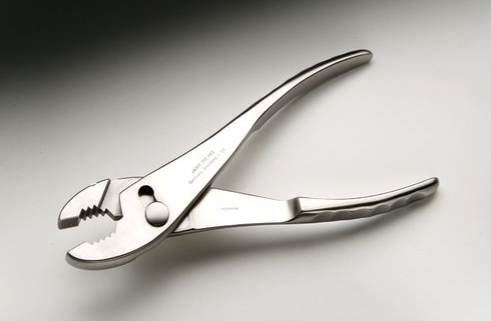 <p>Pliers</p>