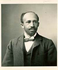 <p>first African American to receive a doctorate from Harvard; opposed Booker T. Washington calling for social and political integration and higher education for African Americans; led the Niagara Movement and was a founder of the NAACP</p>