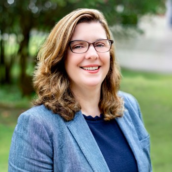 <p>Dr Jennifer Holmes </p>