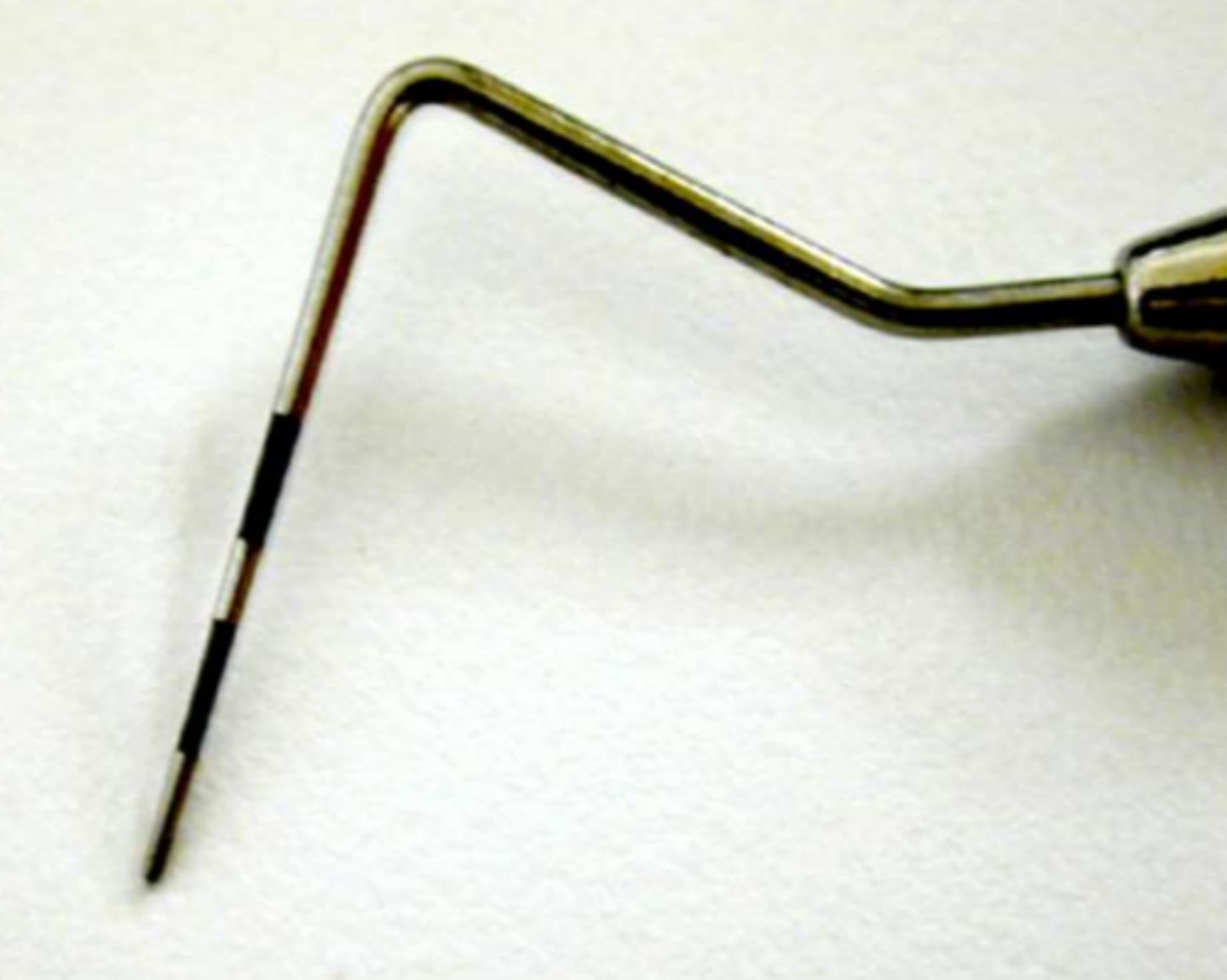 <p>This instrument measures pocket/sulcus depth around a tooth in order to check the health of the periodontium</p>