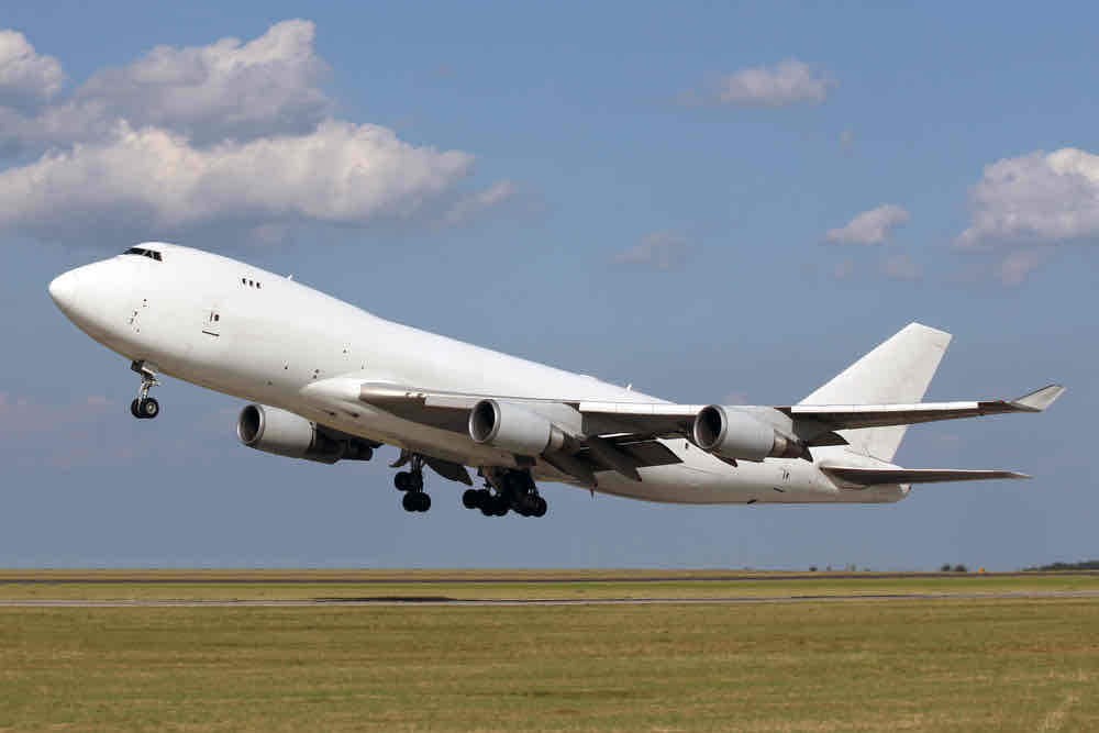 <p>Take off</p>