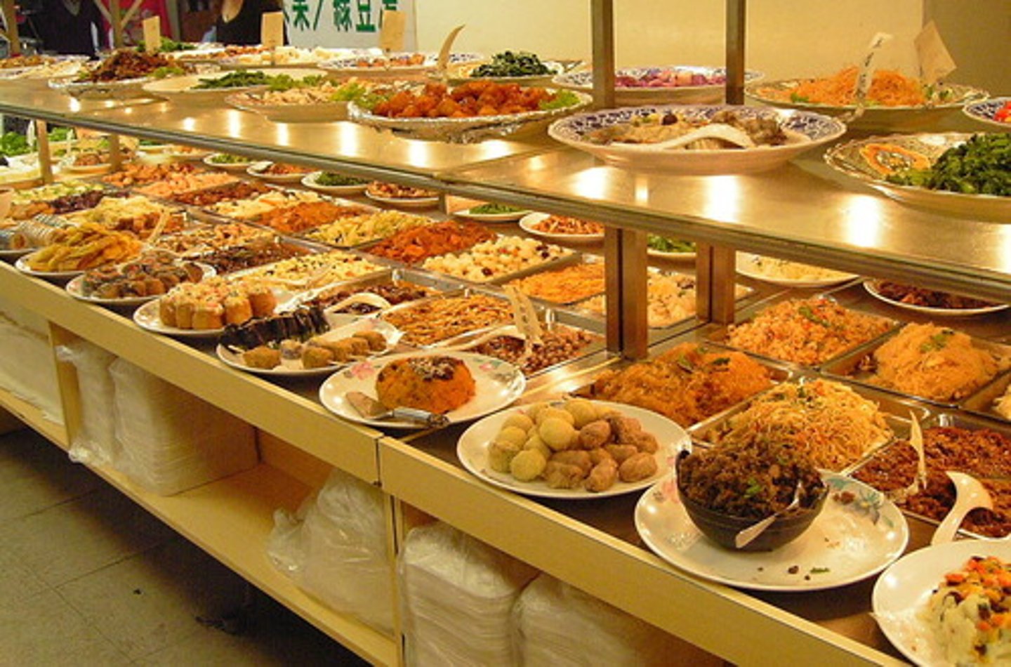 <p>buffet, counter</p>