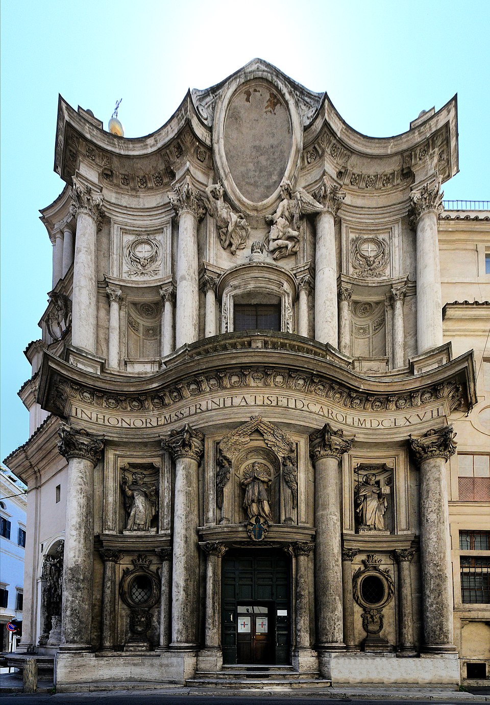 <p>San Carlo alle Quattro Fontane, (A) Floorplan, (B) Nave view of San Carlo alle Quattro Fontane</p>