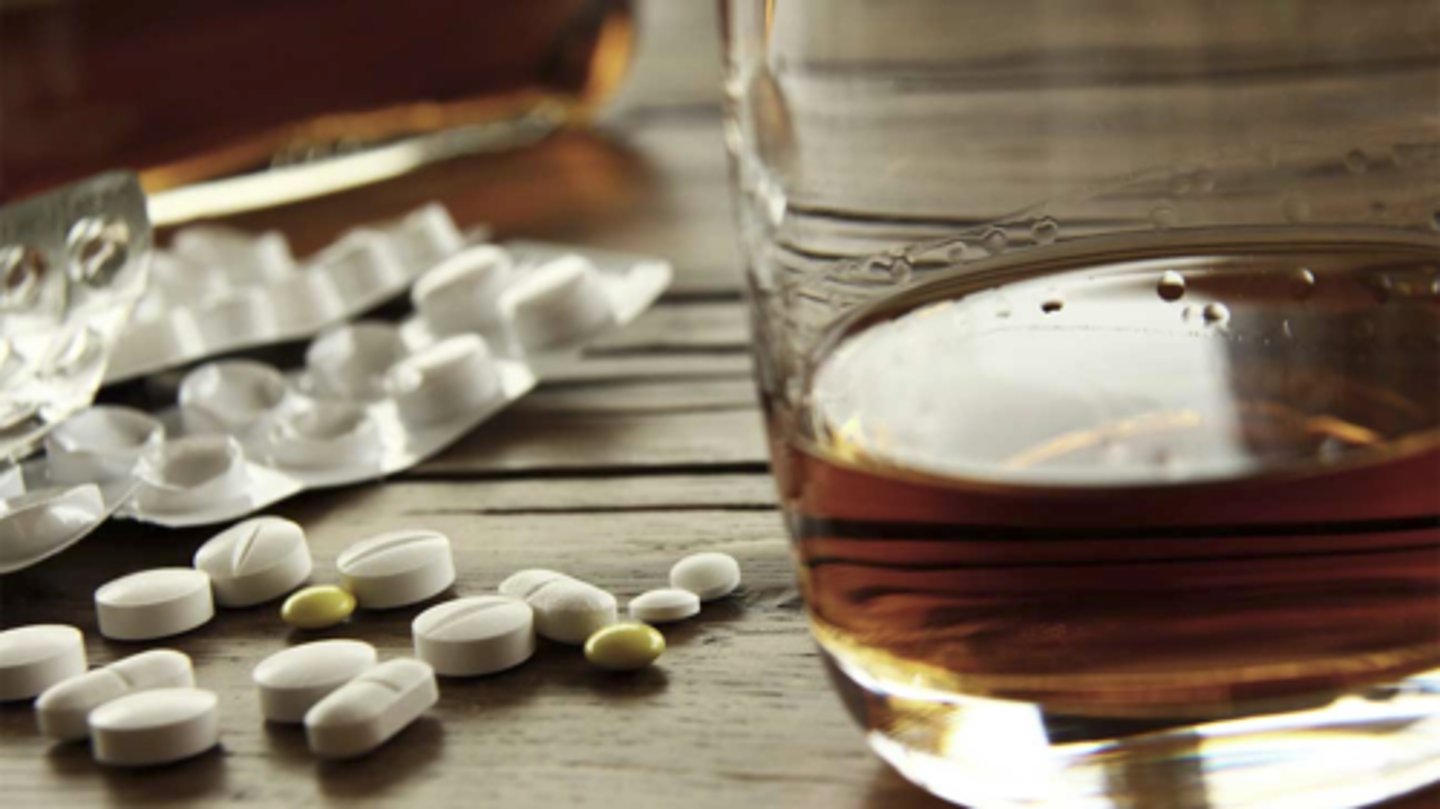 <p>to abuse medications or drugs to cope with symptoms of a health condition</p>