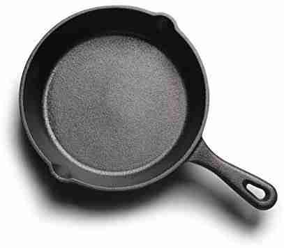 <p>Flat pan with a handle for frying food</p>