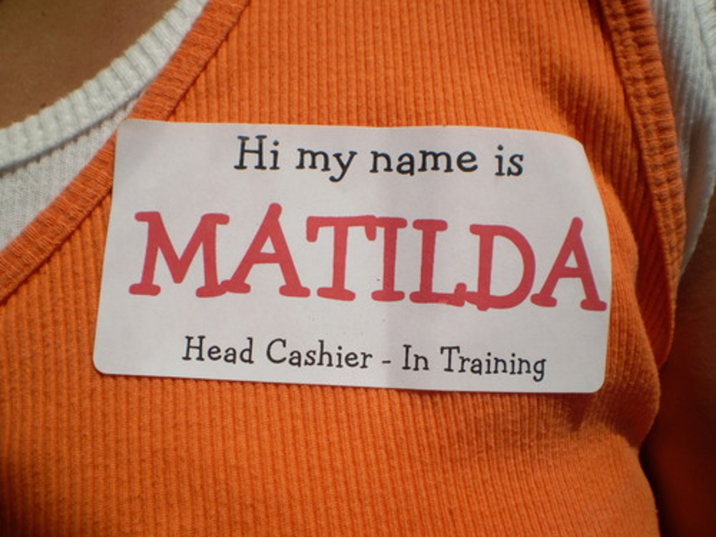 <p>називати</p>