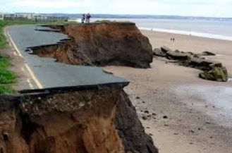 <ul><li><p><span style="background-color: transparent;"><span>Made from easily eroded boulder clay</span></span></p></li><li><p><span style="background-color: transparent;"><span>Retreating by 1.8m/y</span></span></p></li><li><p><span style="background-color: transparent;"><span>Rain causes land slides </span></span></p></li><li><p><span style="background-color: transparent;"><span>Fine clay removed by longshore drift (carries half a million tones of sediment - suspension - per year)</span></span></p></li><li><p><span style="background-color: transparent;"><span>Winter storms threatening</span></span></p></li></ul><p></p>