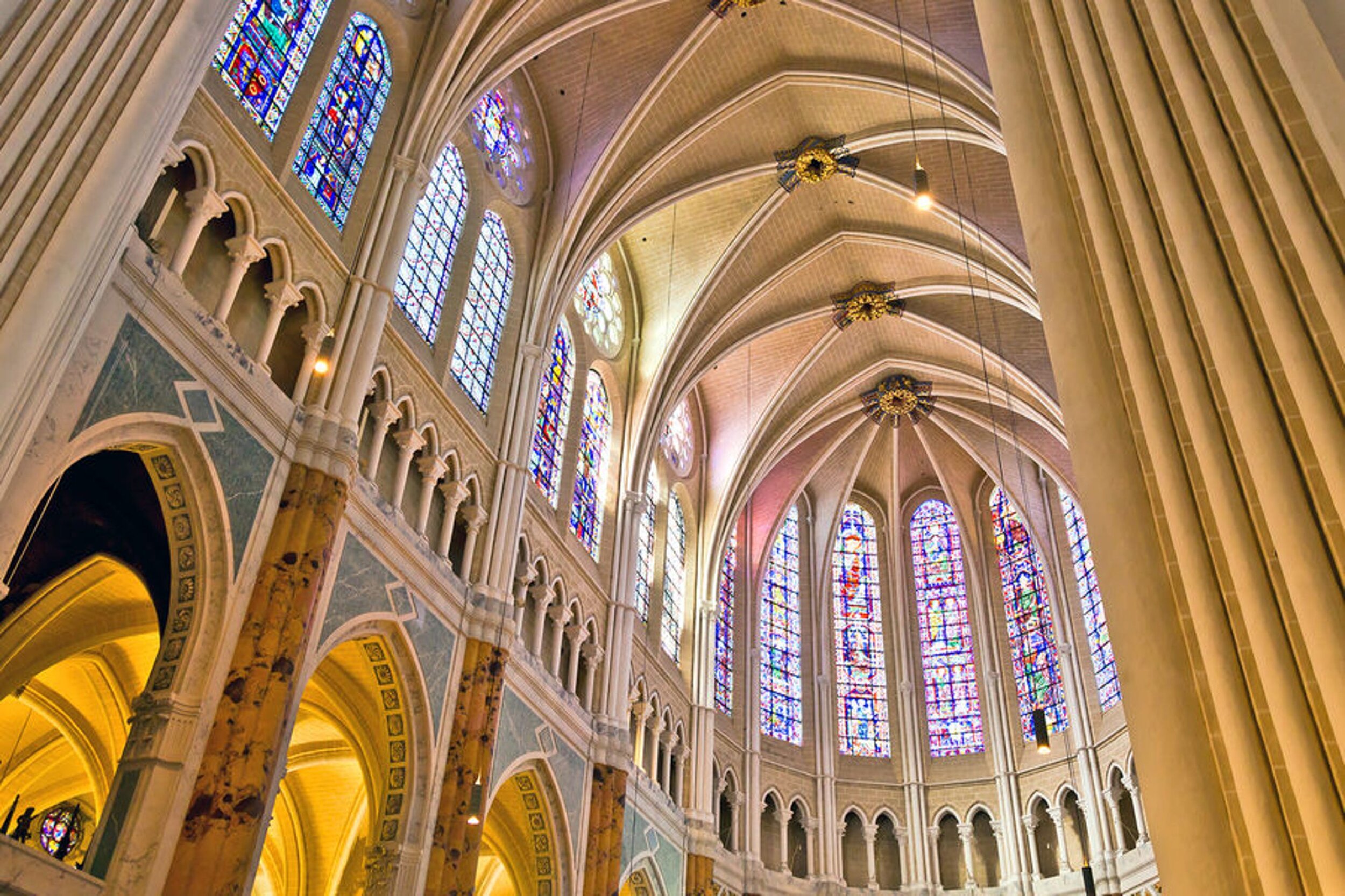 <p>Chartres Cathedral, 1252, France</p>