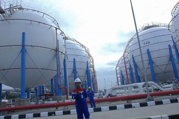<p><em>Factory.</em></p>