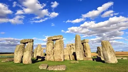 <p>PREHISTORIC ART: Stonehenge, England, c. 2750-1500 BCE</p>