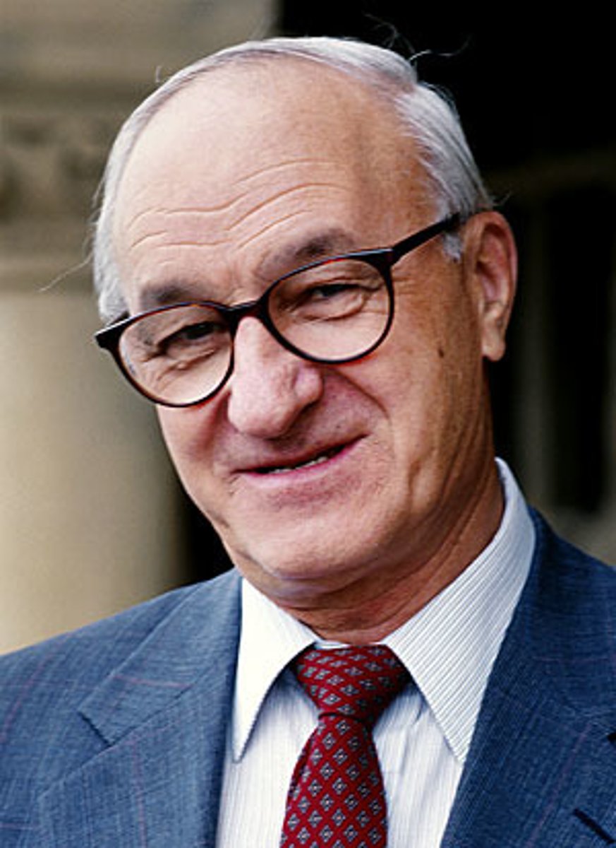 <p>1925-present; Field: sociocultural; Contributions: pioneer in observational learning, stated that people profit from the mistakes/successes of others; Studies: Bobo Dolls-adults demonstrated 'appropriate' play with dolls, children mimicked play</p>