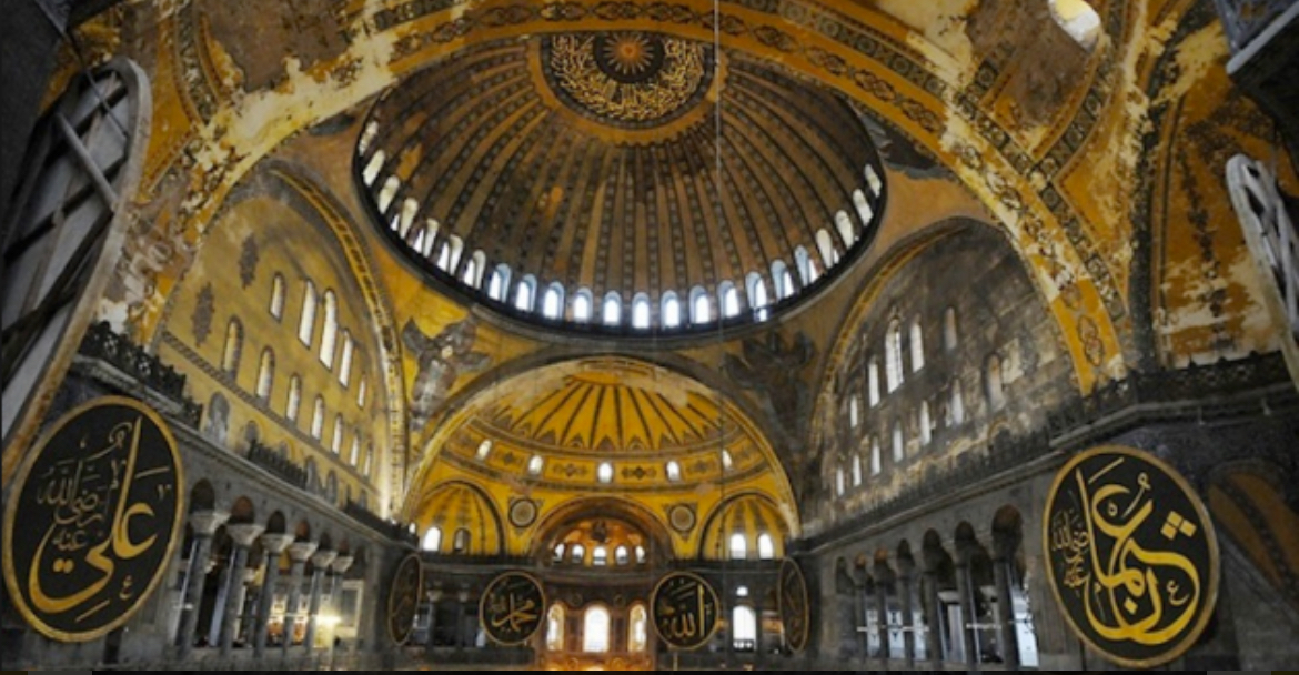 <p>what architecture is associated with this religion</p>
