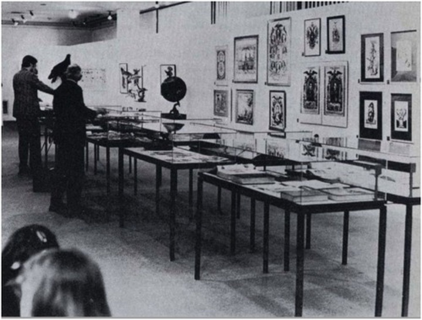 <p>to group or categorize (phân loại). Example: The books are classified by subject.</p>