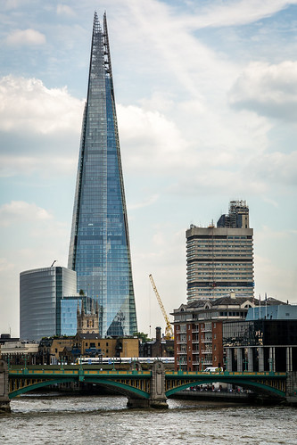London
tallest building in the EU
offices, restaurant, hotel, apartments, observatory
