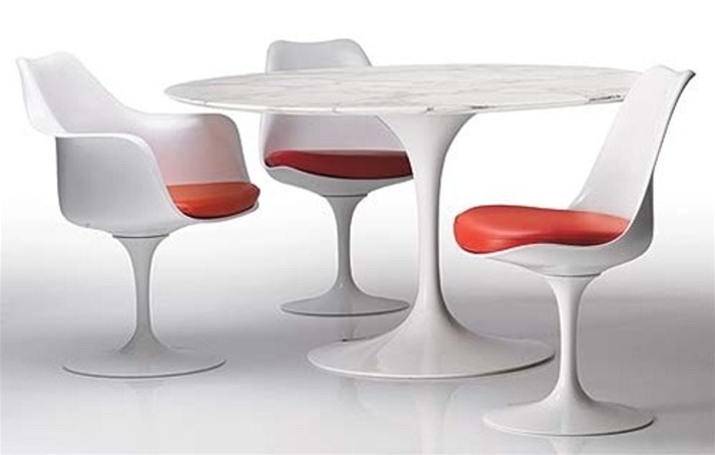 <p>Eero Saarinen</p>