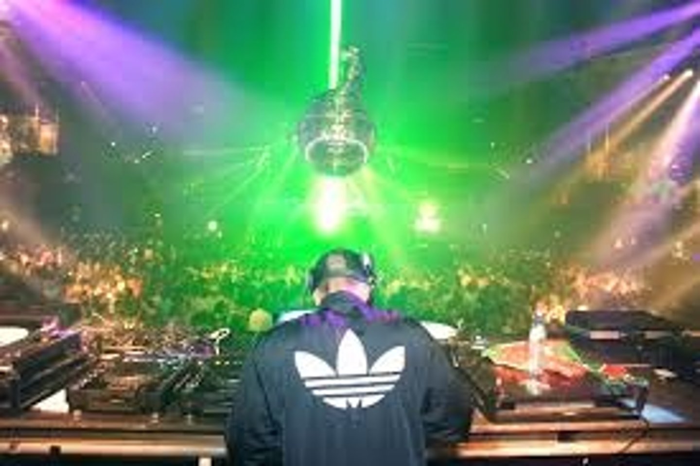 <p>techno, EDM</p>