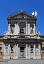 <p class="J4GZTQ"><span><span>Rebuilt by Italian architect Carlo Maderno in 1603, this church and monastery is a crucial building in the history of Italian Baroque.</span></span></p>
