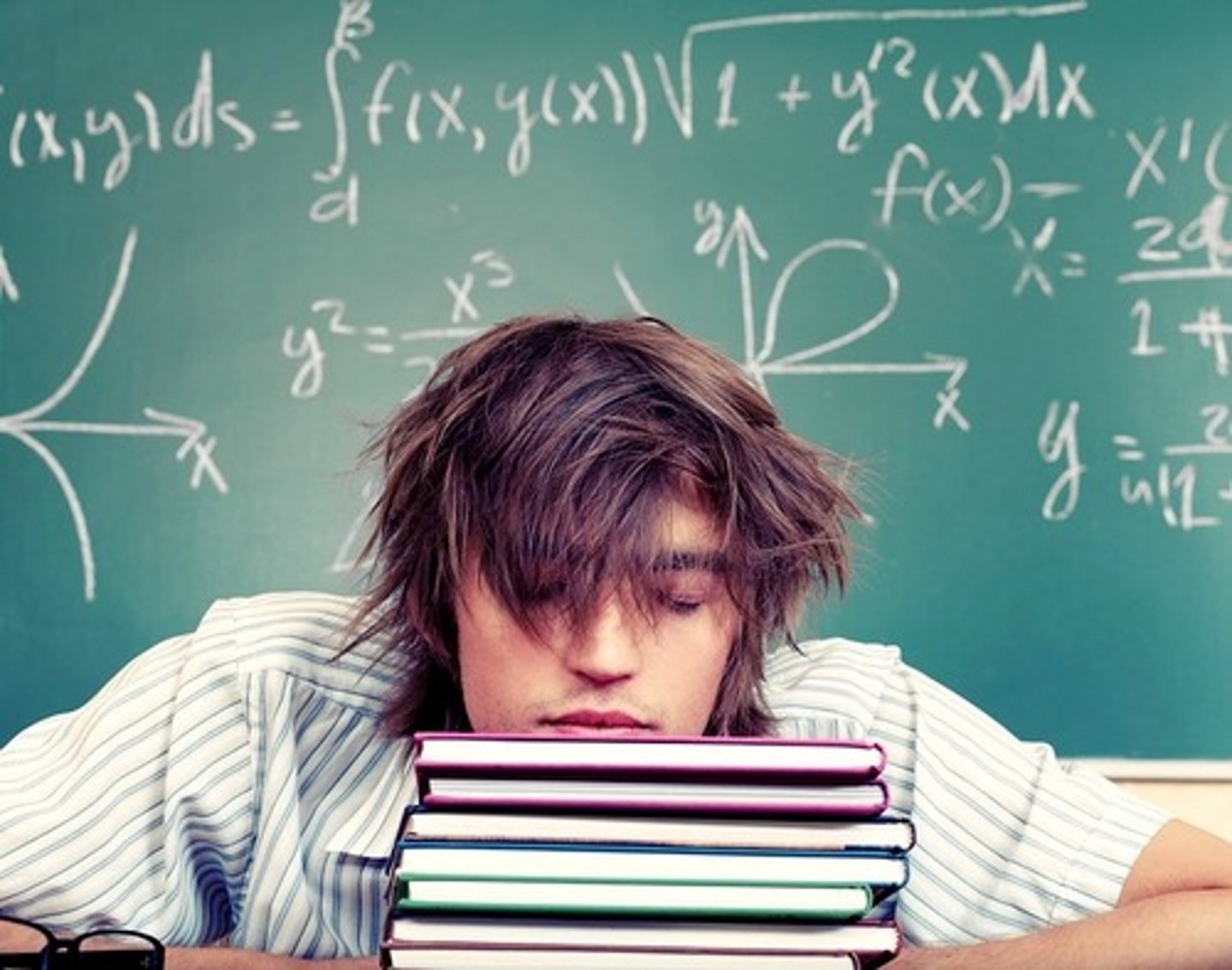 <p>/pæsˈɪv.ə.ti/ (n)<br>the quality or state of being passive<br>sometimes deadly passivity when the flight captain makes a clearly wrong-headed decision</p>