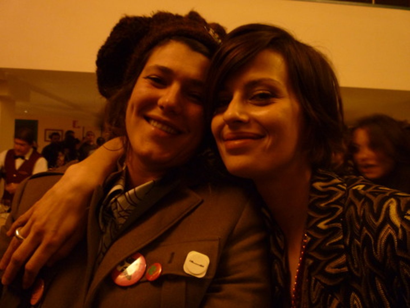 <p>female cousin</p>