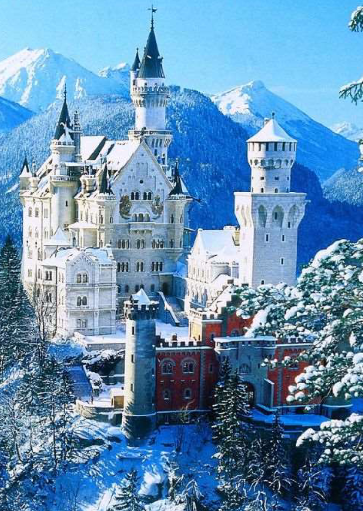 <p>what is this. it is an inspiration for walt disney’s castles</p>