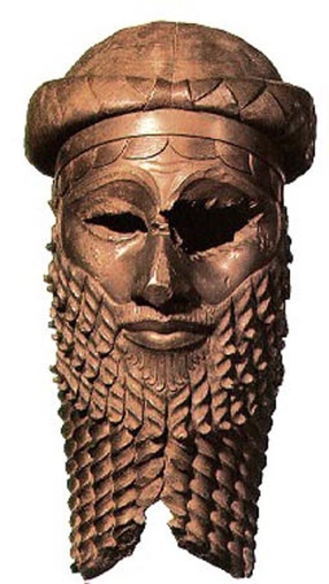 <p>art created during this time is a little more advanced than the basic forms of Sumerian art; human and animal figures are rendered more sensitively, giving them a little more dimensionality and muscle (detail)</p>