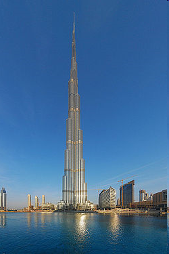 <p>Completed in 2010, this middle eastern skycraper is the tallest building in the world </p>