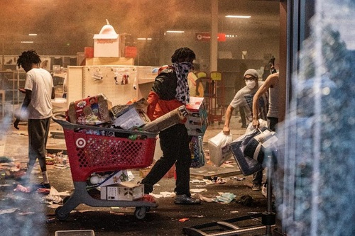 <p>- Looting<br>- Violence<br>- Contamination<br>- Pollution</p>
