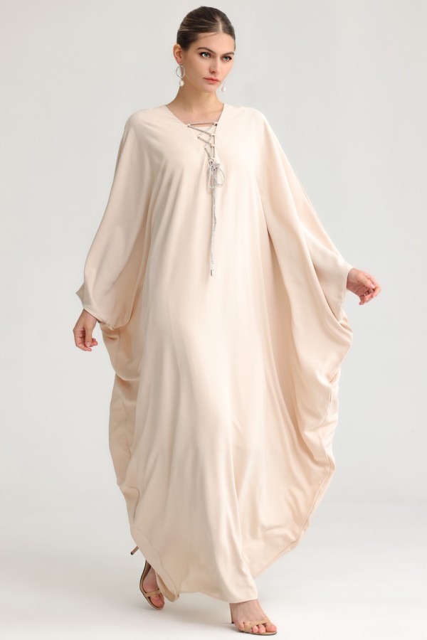 <p><span>جلّابيّة</span> (<span>jallaabiyya) </span></p>