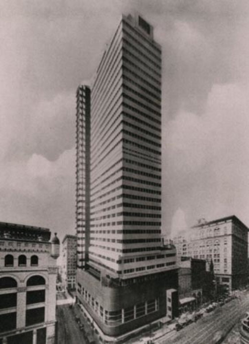 <p>multi-storied building; floor (of a multi-level building) lóu</p>