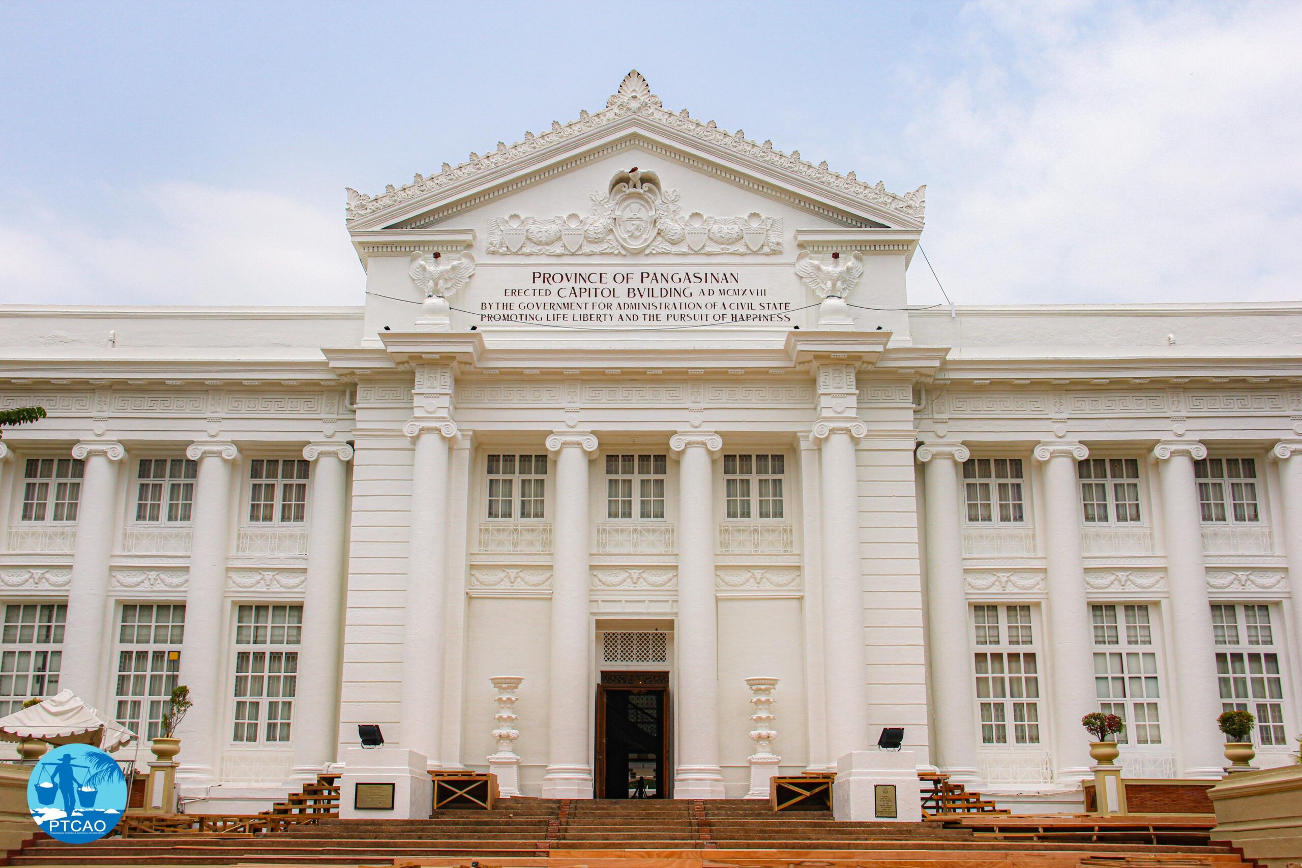 <p><span>Pangasinan Capitol</span></p>