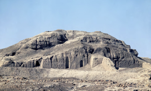 <p>3500-3000 BCE, Mudbrick, Uruk Iraq</p>