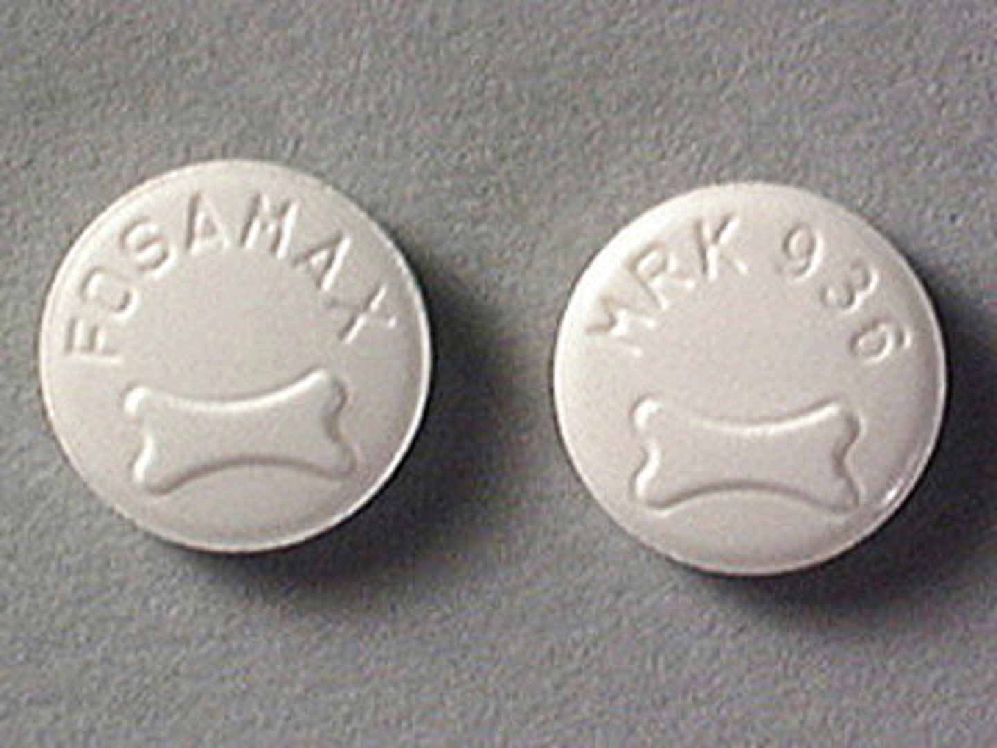<p>Brand: Fosamax, Binosto</p><p>Class: Bisphosphonate (osteoporosis)</p>