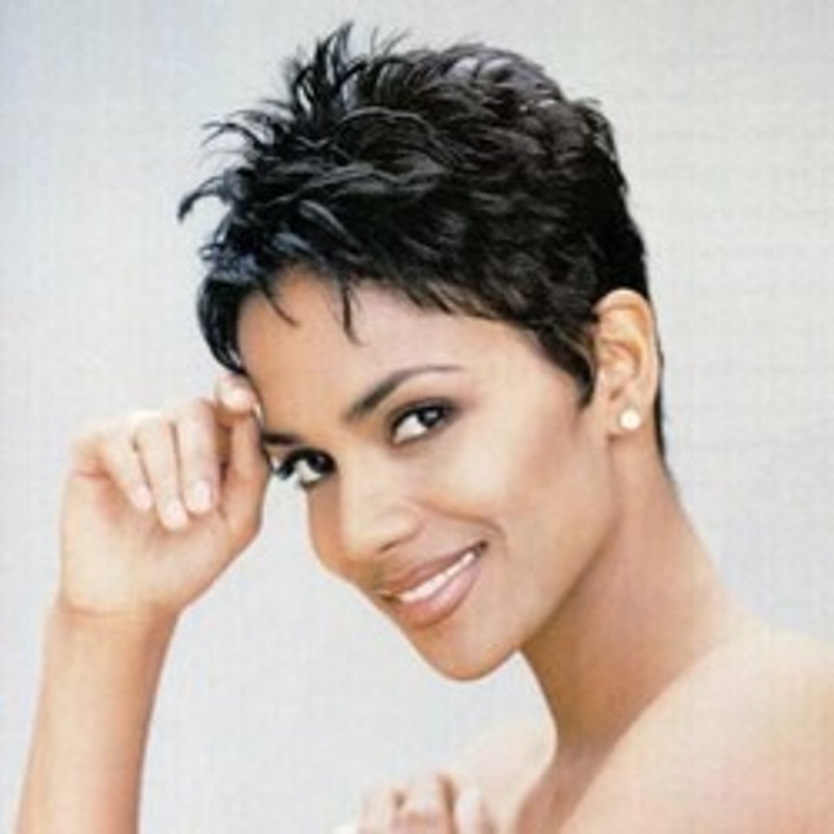 <p>short hair</p>