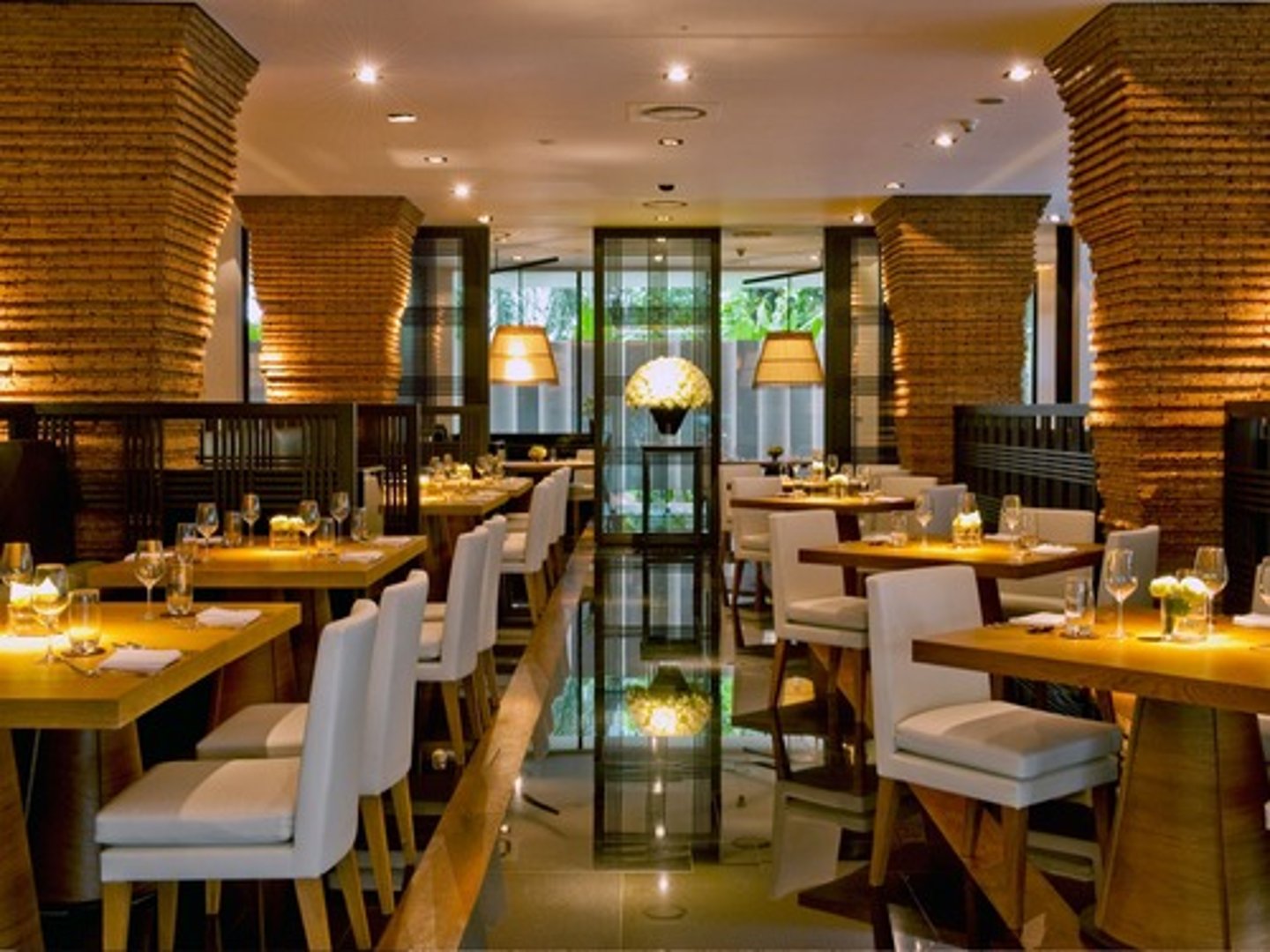 <p>Restaurant</p>