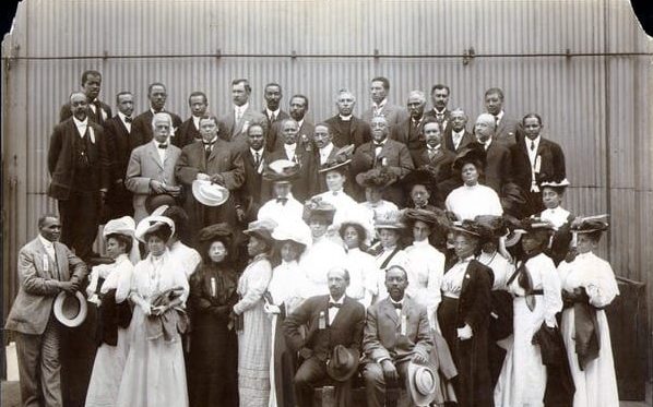 <p>NAACP</p>