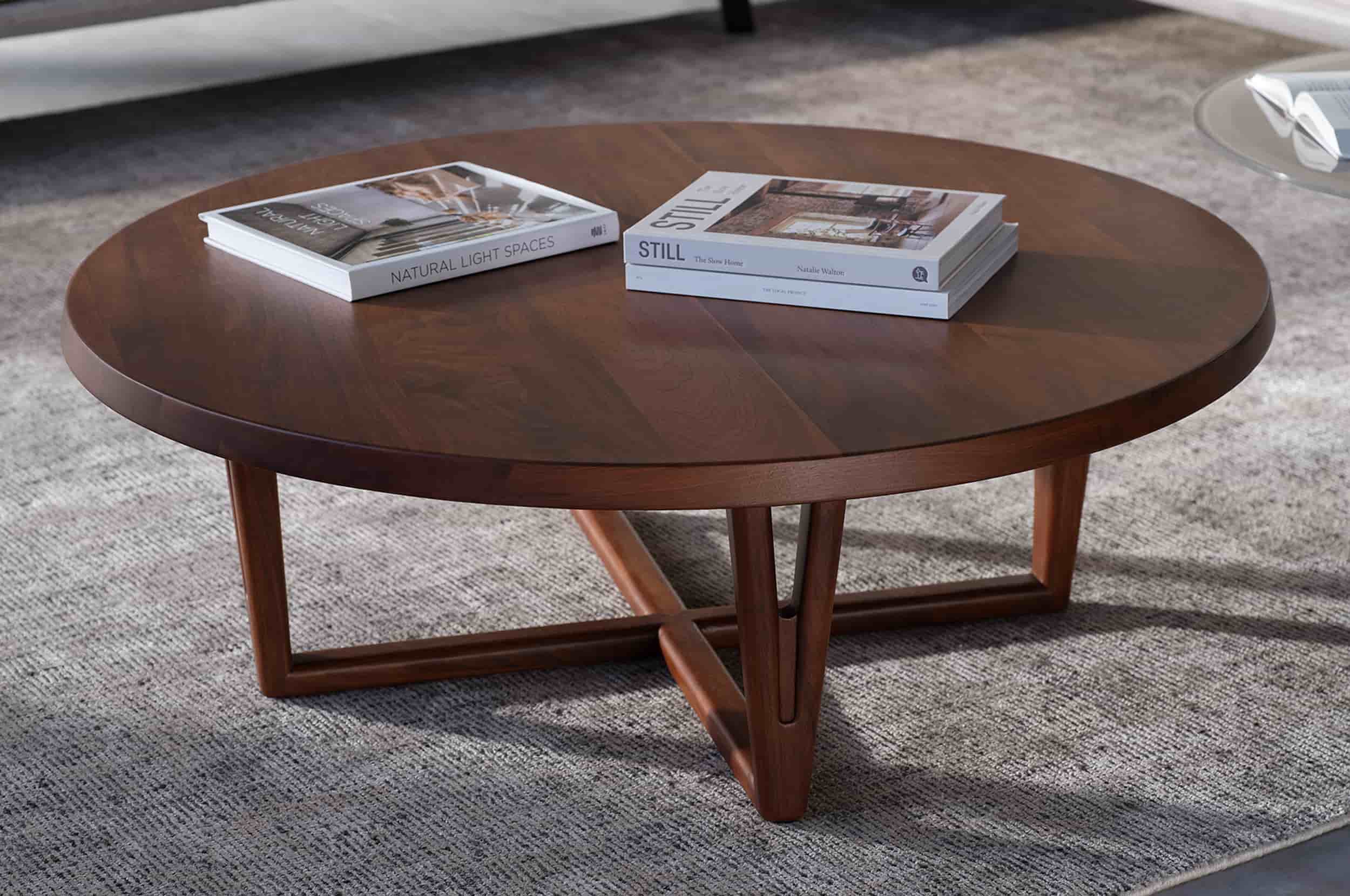 <p>Coffee table</p>