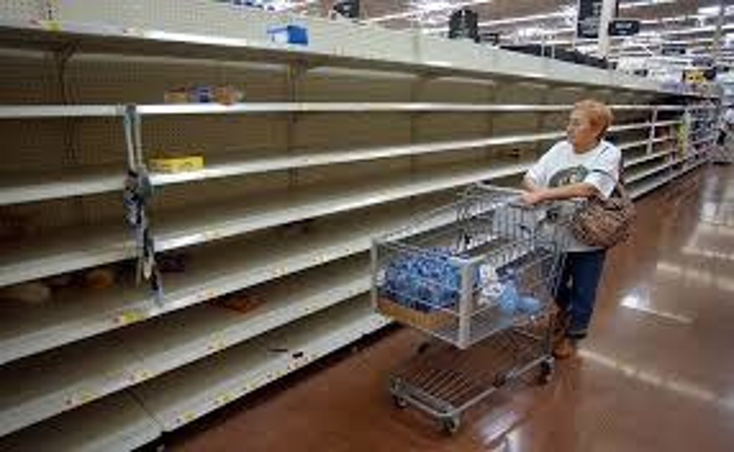 <p>Falta de acceso regular a suficiente comida.</p>