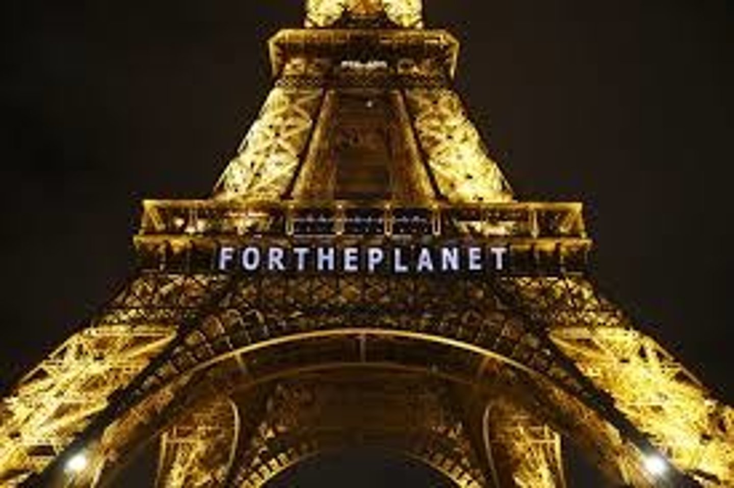 <p>Most recent global agreement on climate change was result of COP 21 in Paris</p><p>In 2015, 195 countries signed the Paris Agreement, a global deal aimed at combatting global warming.</p><p>The agreement received support from leaders of both the United States and China, among others.</p><p>However, in 2017, President Donald Trump announced the United States' intention to withdraw from the agreement.</p>