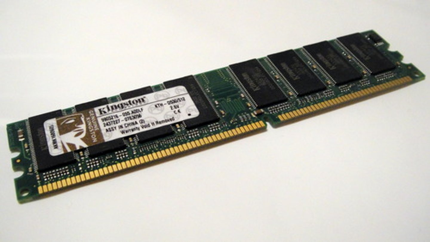 <p>A version of SDRAM that is faster than DDR and uses less power.</p>