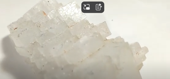 <p>Crystal Habit: cubes</p><p>Hardness: 2.5 </p><p>Glass like luster </p><p>Perfect Cleavage </p><p>White streak </p>
