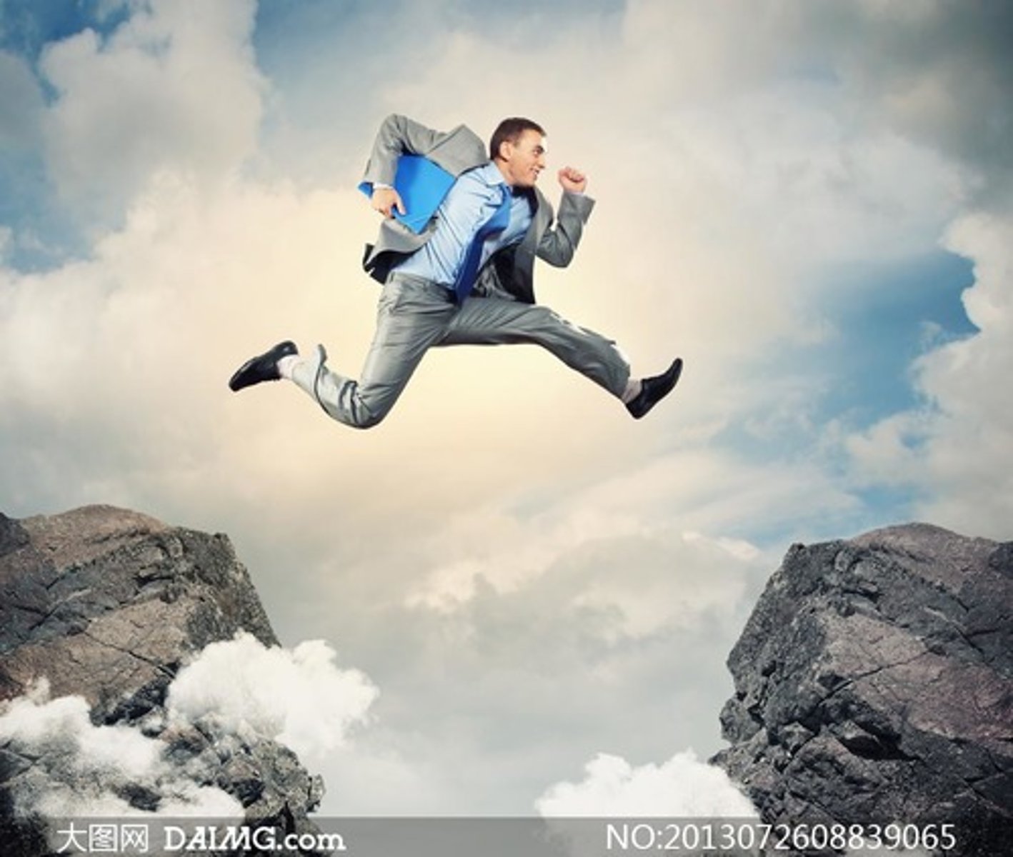 <p>yuè - jump over；to exceed; to climb over; to surpass; the more... the more</p>