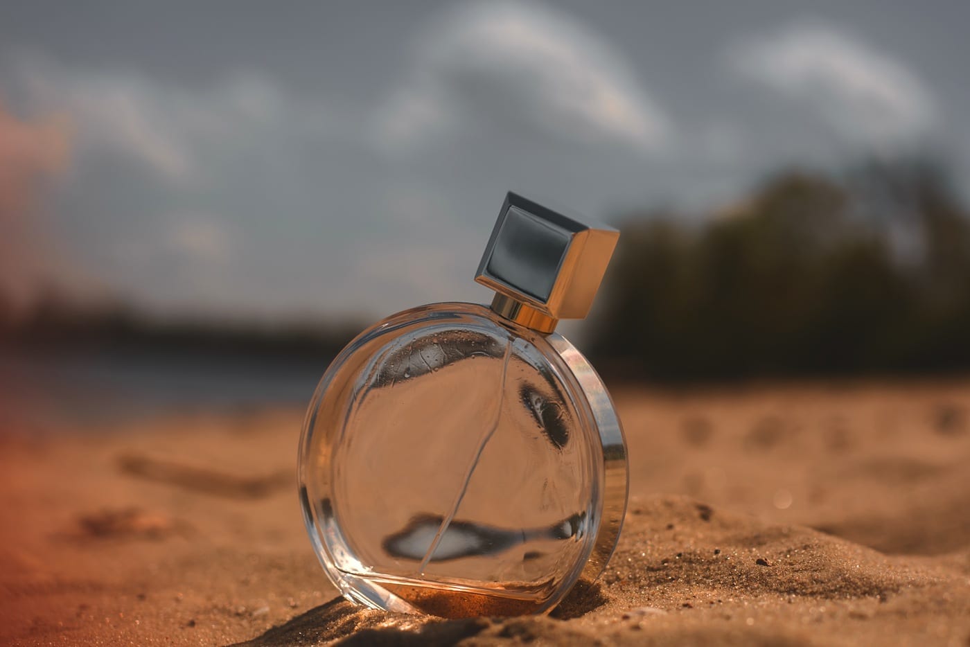 <p>best fragrance for summer<span data-name="sun" data-type="emoji">☀</span> in JPG</p>