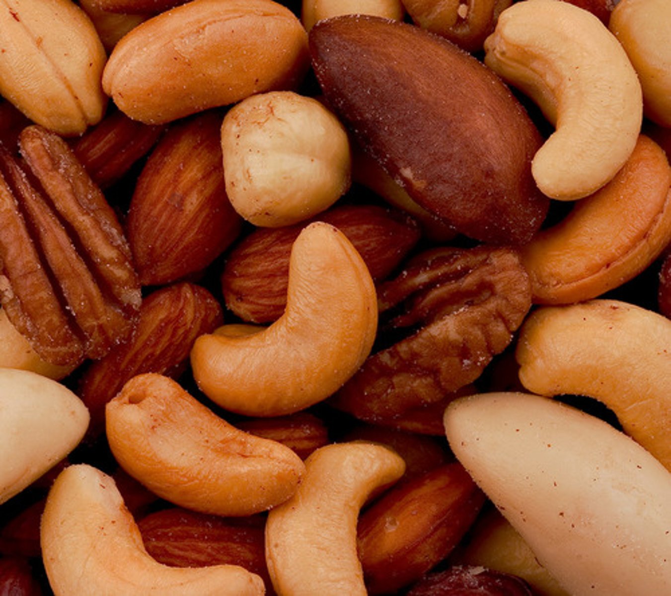 <p>nuts and dried fruit</p>