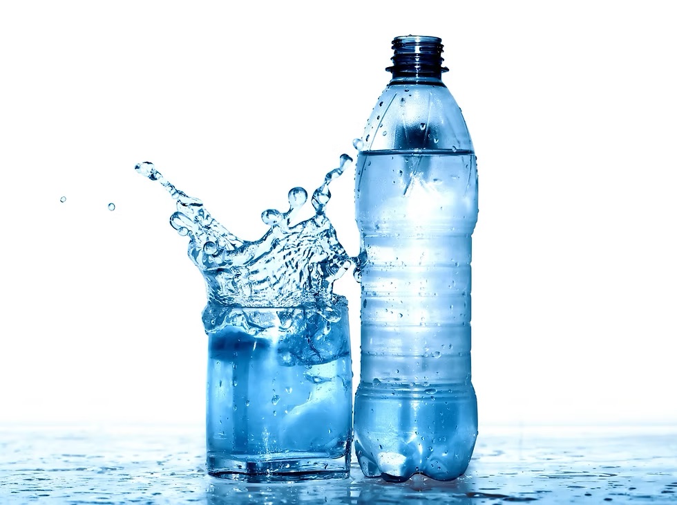 <p>Mineral water</p>