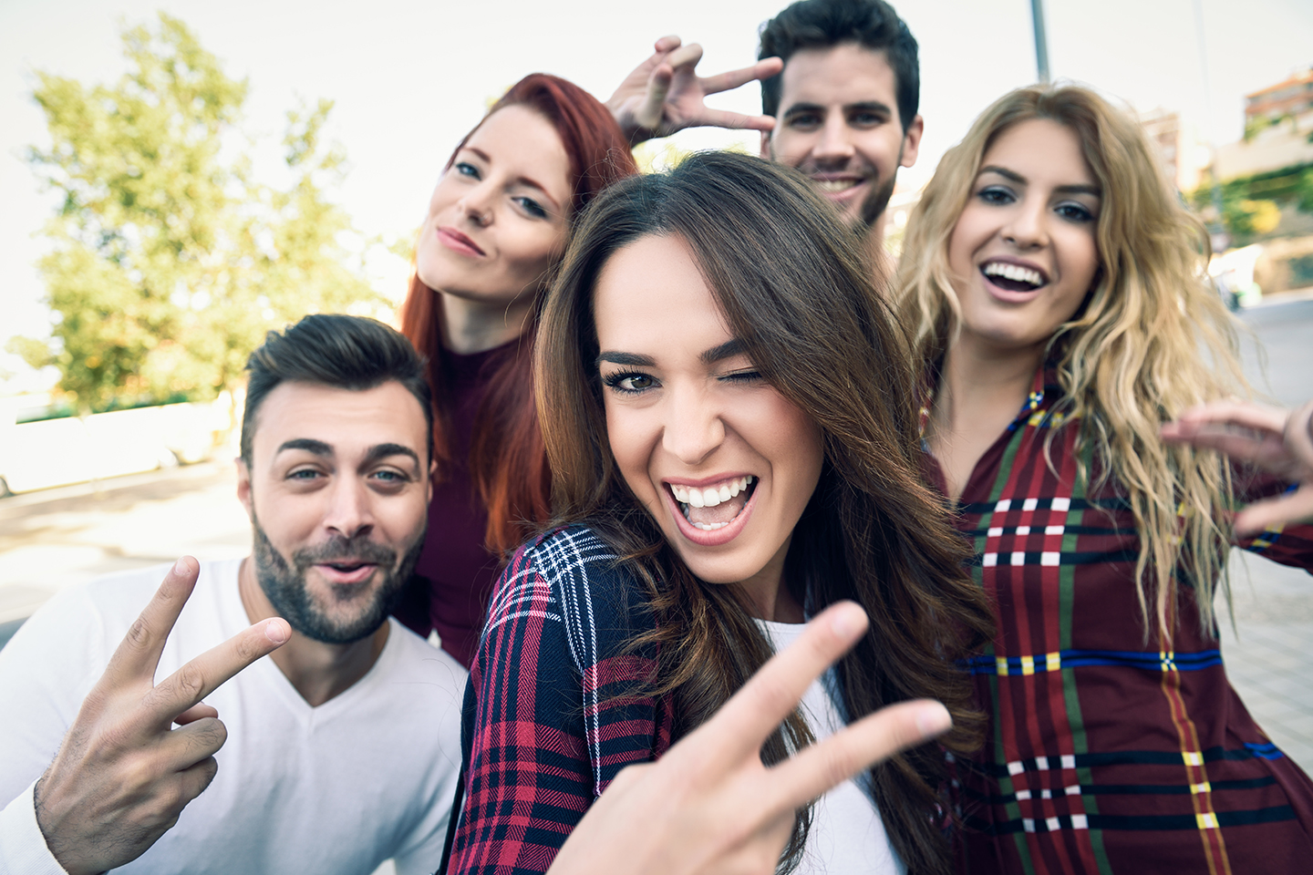 <p>to hang out with friends</p>