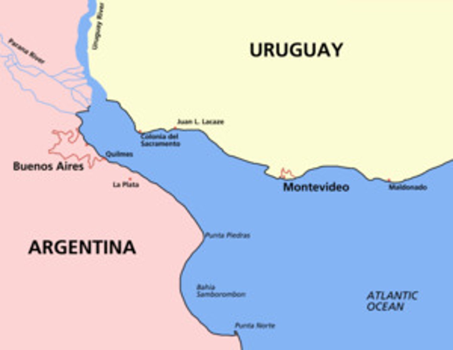 <p>está formado por la unión de los ríos Paraná y Uruguay y desemboca (flows) en el Atlántico sur.</p>