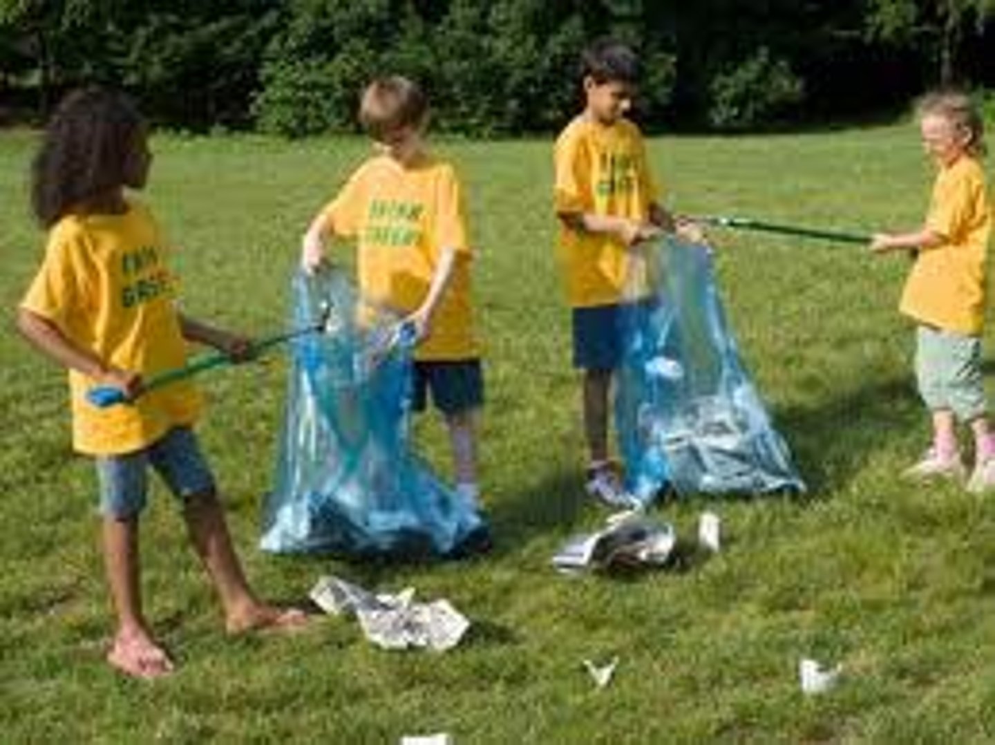 <p>to pick up trash</p>