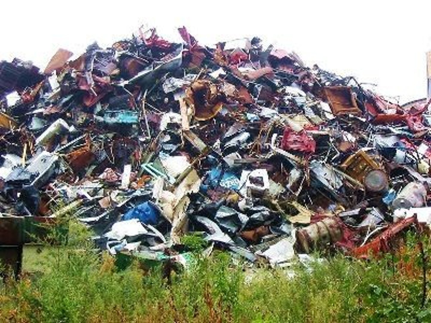 <p>small bit or fragment; discarded waste material; fight; Ex. a scrap of paper/cloth; V: break into parts for disposal; discard as worthless; fight; quarrel</p>